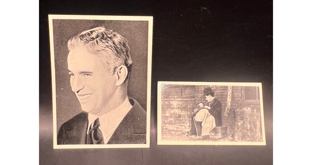 2 Cinema Cavalcade Charlie Chaplin Cards Charles Chaplin The Kid, City Lights